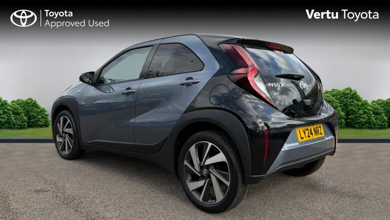 Toyota Aygo X 1.0 VVT-i Edge 5dr Petrol Hatchback